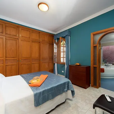 Liliana ティアス